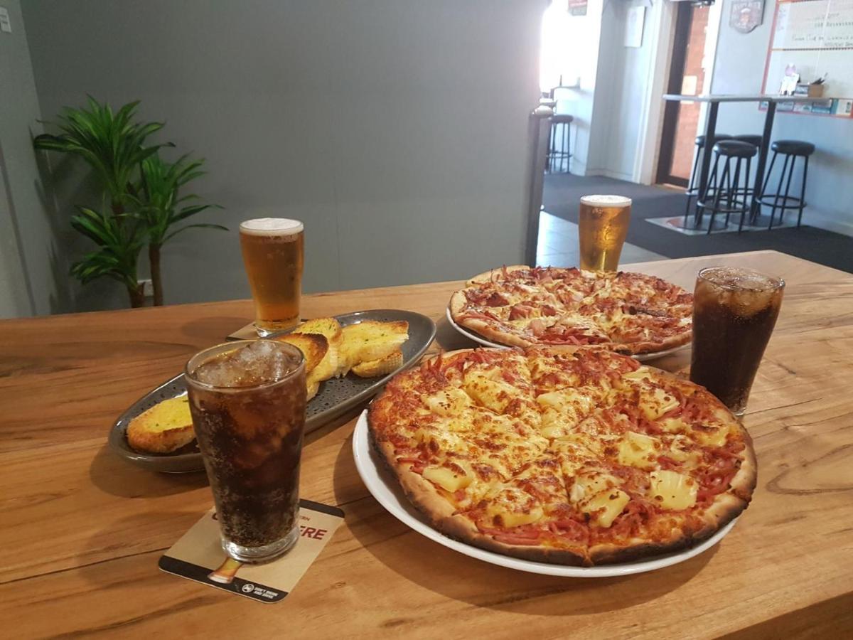 Riverina Hotel Holbrook Ngoại thất bức ảnh